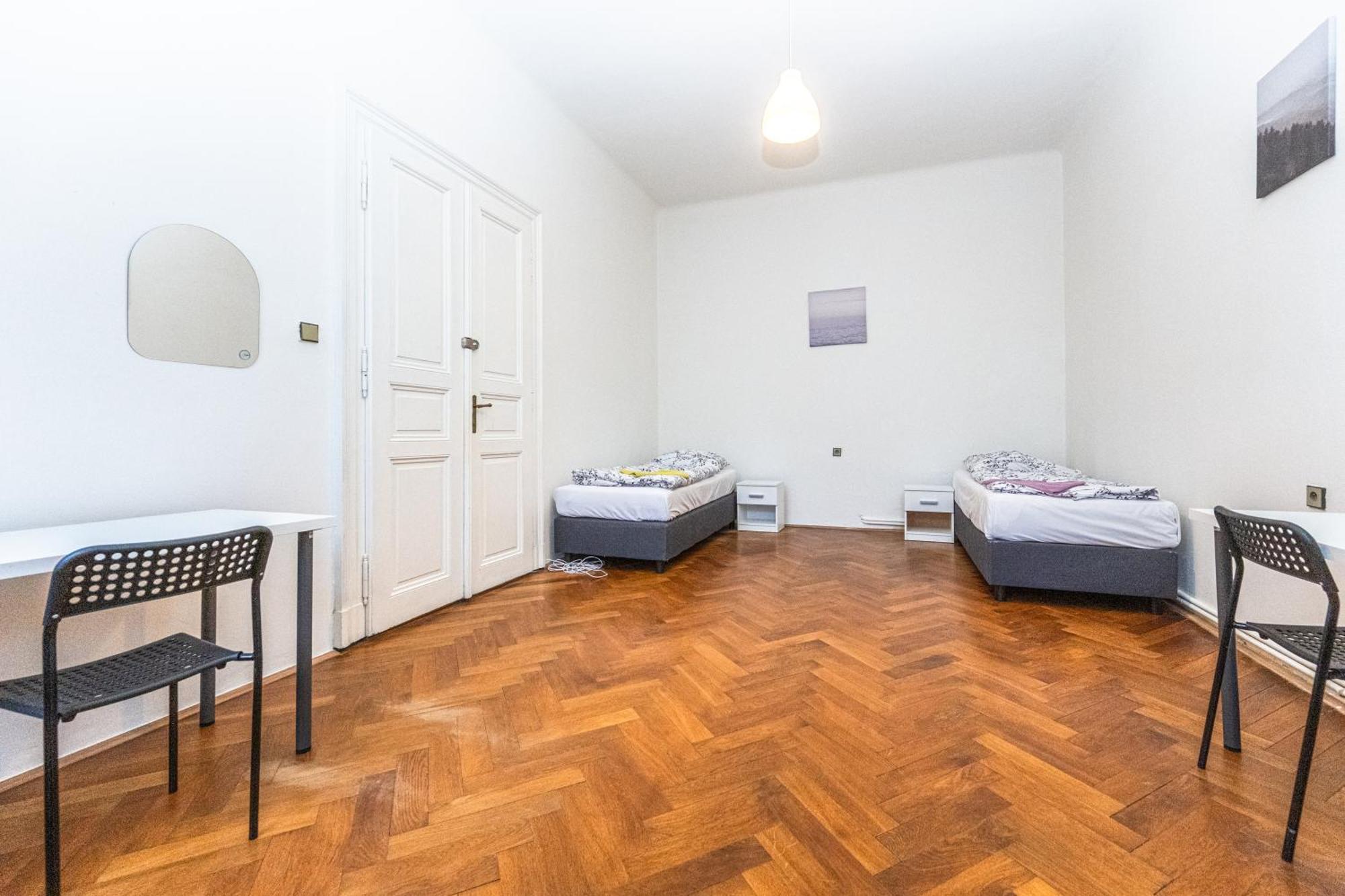 Legerova Apartments Praga Exterior foto